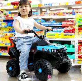 سيارة اطفال